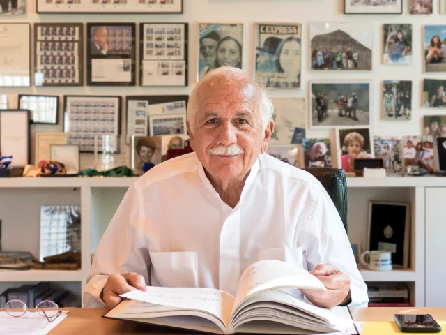 Moshe Safdie, FAIA · Moshe Safdie · identified portrait