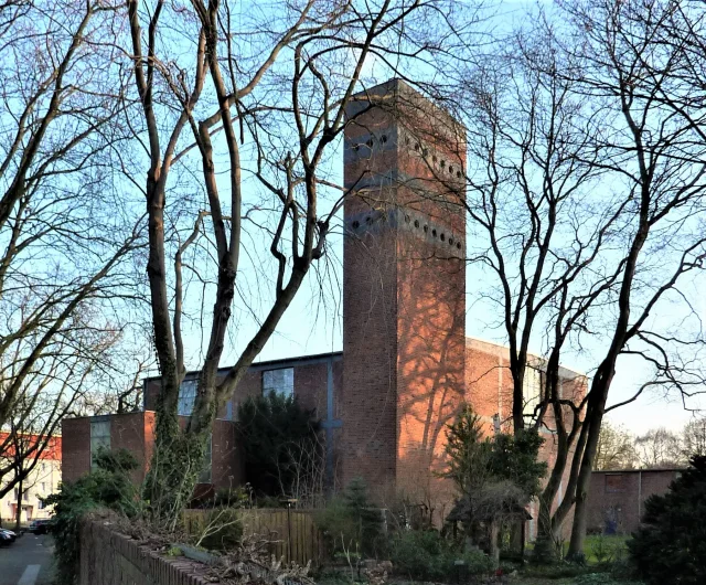St. Christophorus, Allensteiner Straße · St. Christophorus (Köln-Niehl)