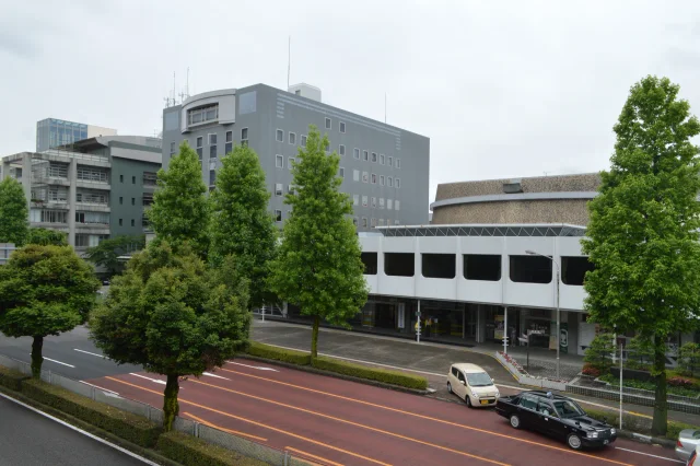 岐阜市民会館 · 岐阜市民会館