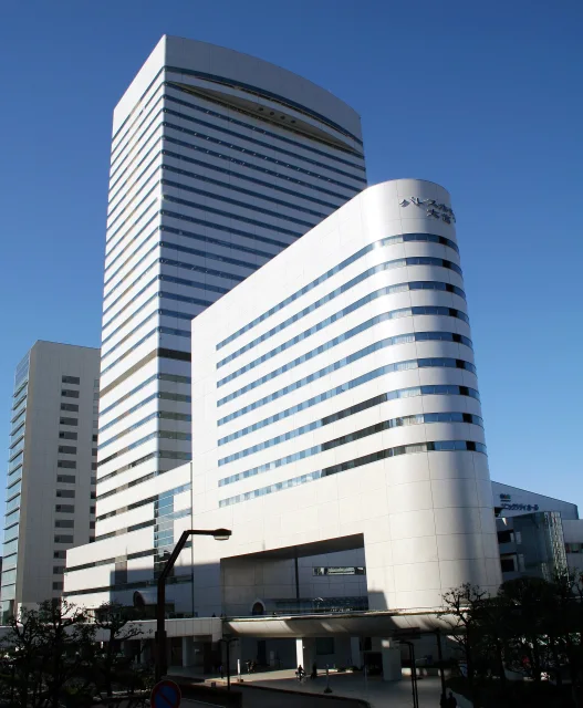ソニックシティ · Japanese Omiya Sonic City in Saitama prefecture.