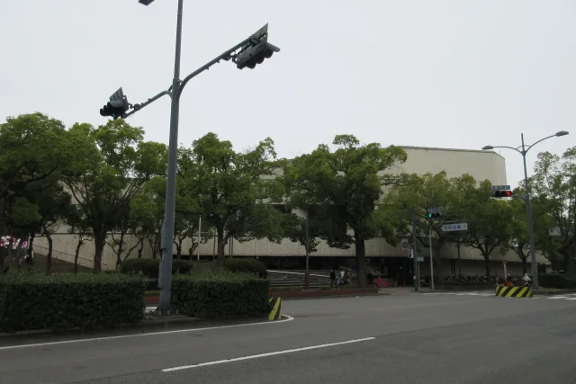 Wakayama Civic Center · 和歌山市民会館