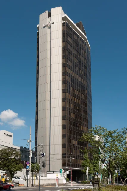 Fuji Film, Tokyo Office, Building · 富士フィルム本社ビル、東京都港区西麻布。
