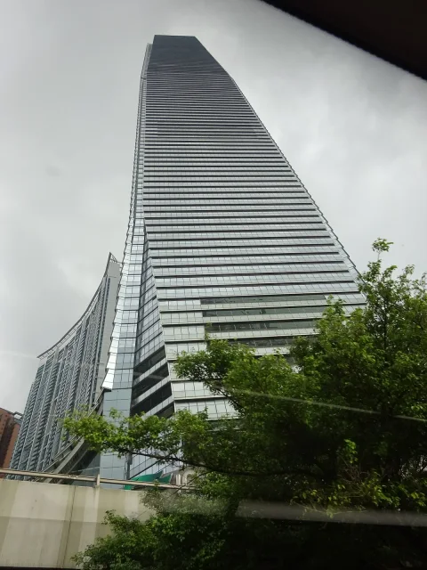 International Commerce Centre · HK KMBus 968 Tour view Kln West 環球貿易廣場 ICC facade Sep 2016 DSC 001.jpg