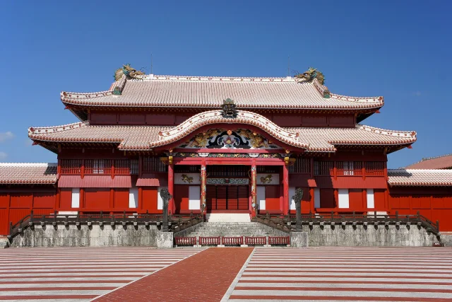 首里城正殿 · at Shuri Castle in Naha , Okinawa prefecture , Japan