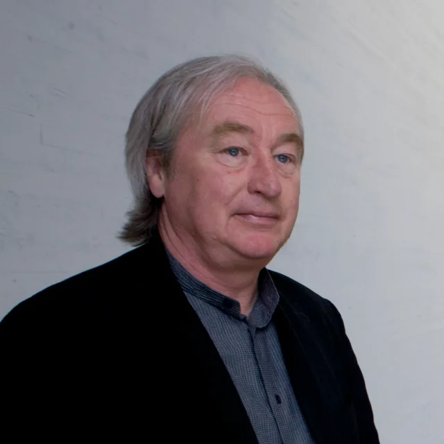 Steven Holl, FAIA · Steven Holl · identified portrait