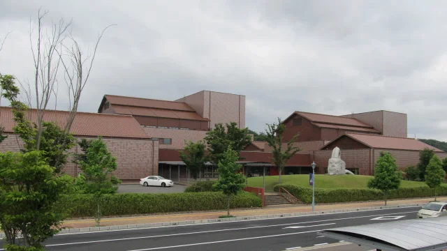 Shimane Arts Center · 島根県芸術文化センター グラントワ 外観