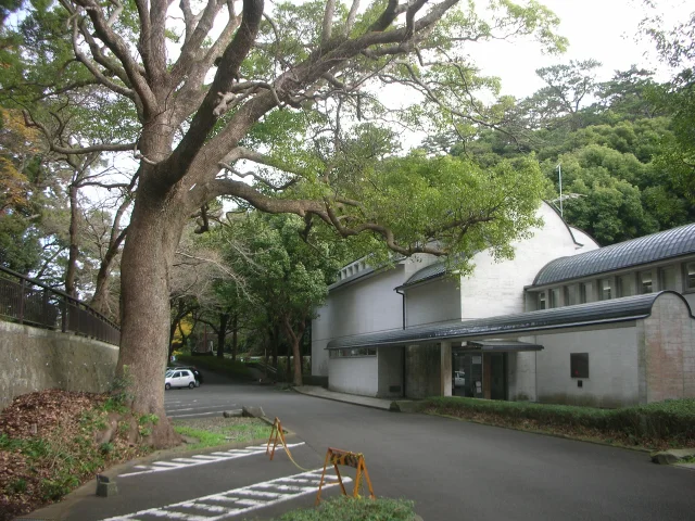 真鶴町立中川一政美術館 · 中川一政美術館