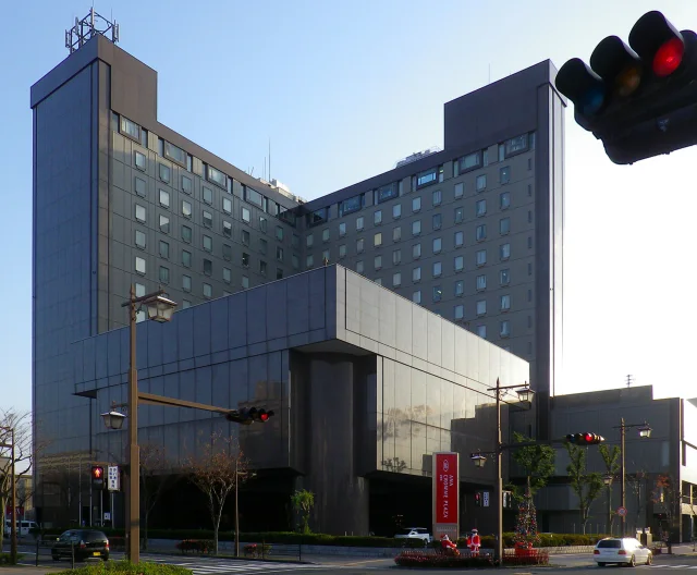 宇部興産ビル · ANAクラウンプラザホテル宇部。宇部興産ビル。