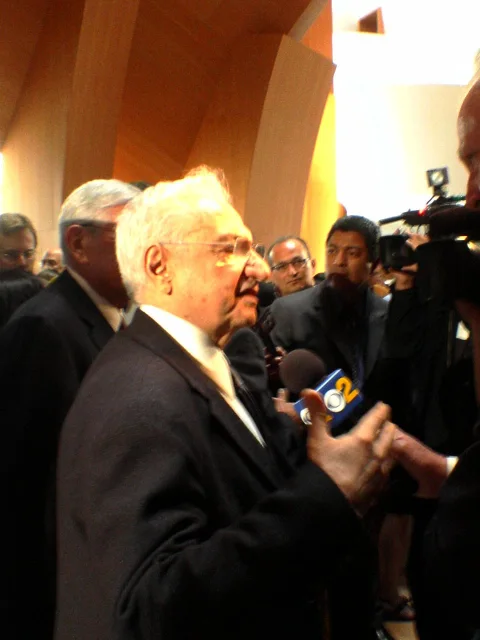 弗兰克·盖里 · Frank Gehry · identified portrait