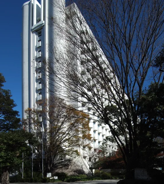 新高輪プリンスホテル · Grand Prince Hotel New Takanaya, at Minato-ku Tokyo Japan, design by Togo Murano in 1982.