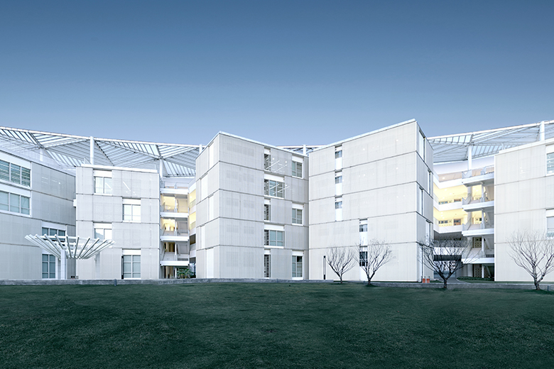 Nankai Liangjiang Secondary School